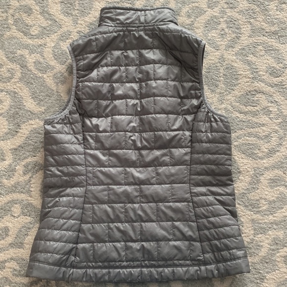 Patagonia Gray Quilted Down Vest - Picture 5 of 5